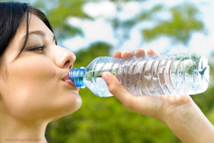 آمادگی برای ورزش-آب بنوشید